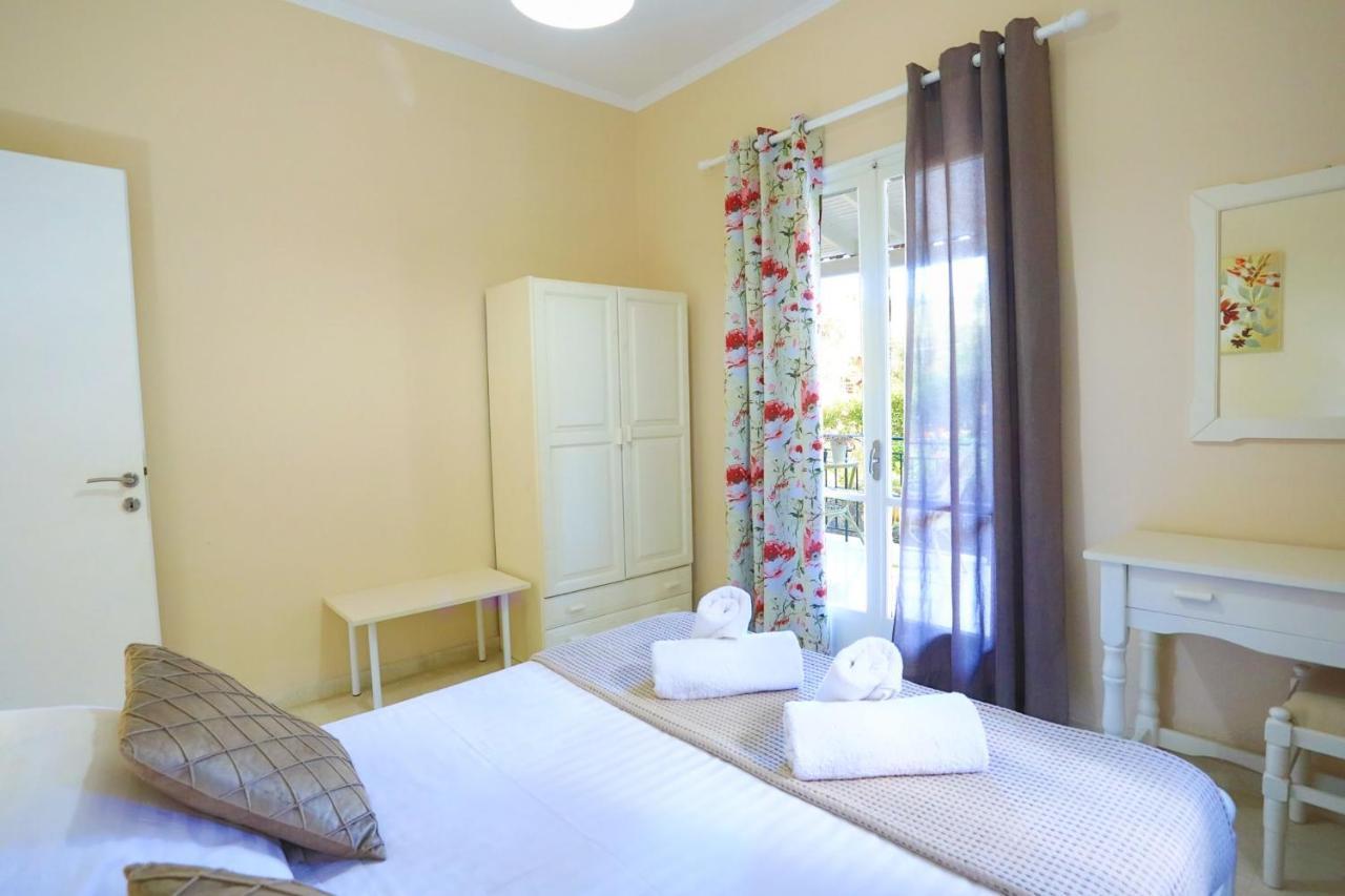 Villa Valentina Peritheia ภายนอก รูปภาพ